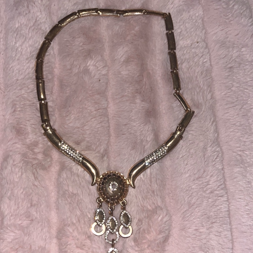 Elegant Gold and Silver Necklace